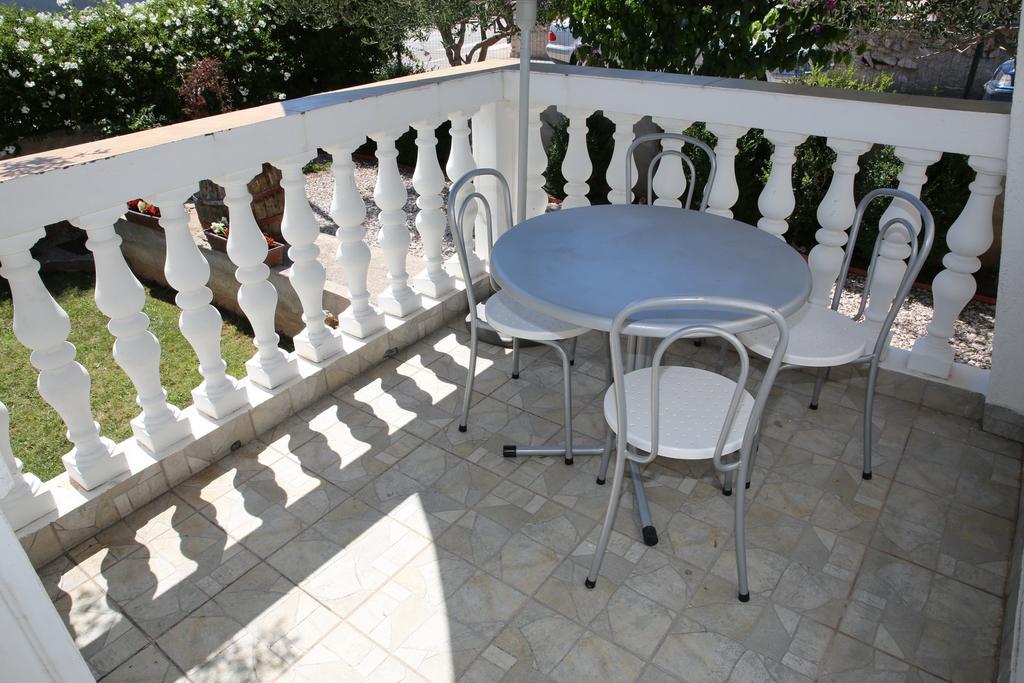 Apartmani Sprljan Βόντιτσε Εξωτερικό φωτογραφία