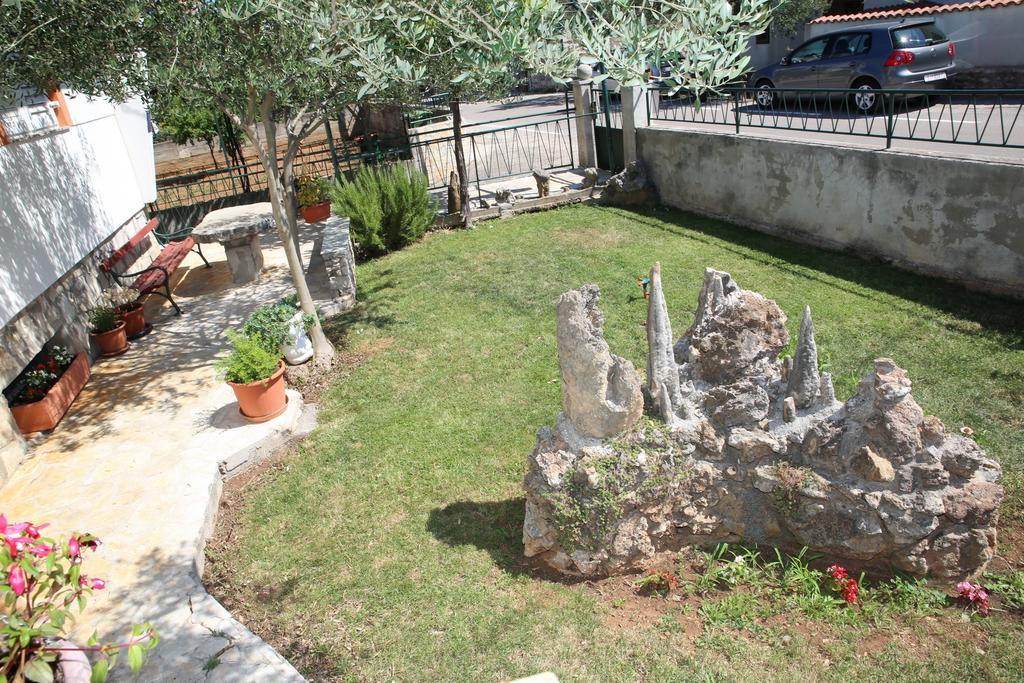 Apartmani Sprljan Βόντιτσε Εξωτερικό φωτογραφία