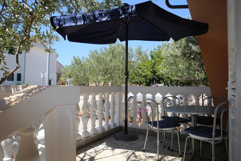 Apartmani Sprljan Βόντιτσε Εξωτερικό φωτογραφία